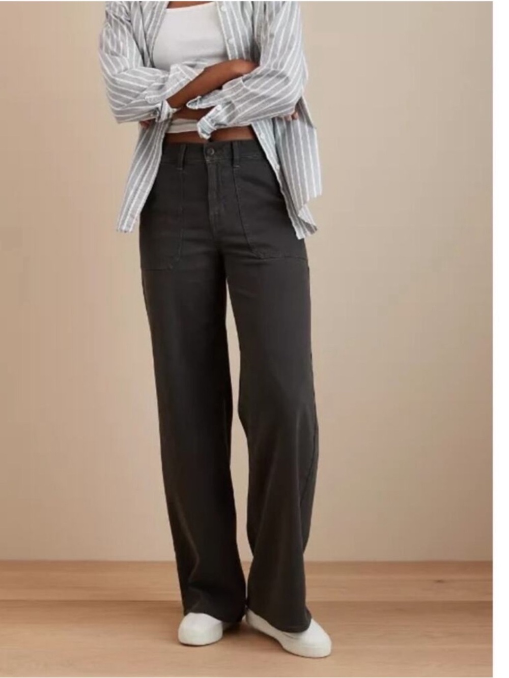 American Eagle super High-Rise Baggy Wide Leg Size 12